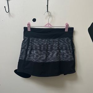 NWOT lululemon skirt